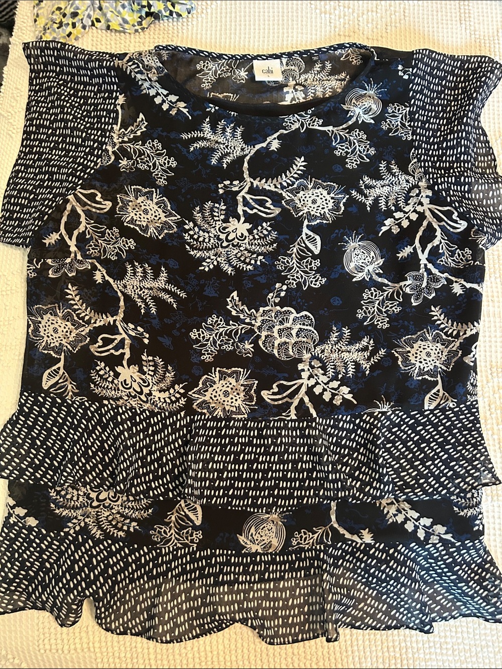 CAbi Black and White Floral Short Sleeve Ruffle Blouse